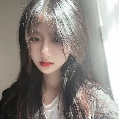 吞噬太阳的女子
